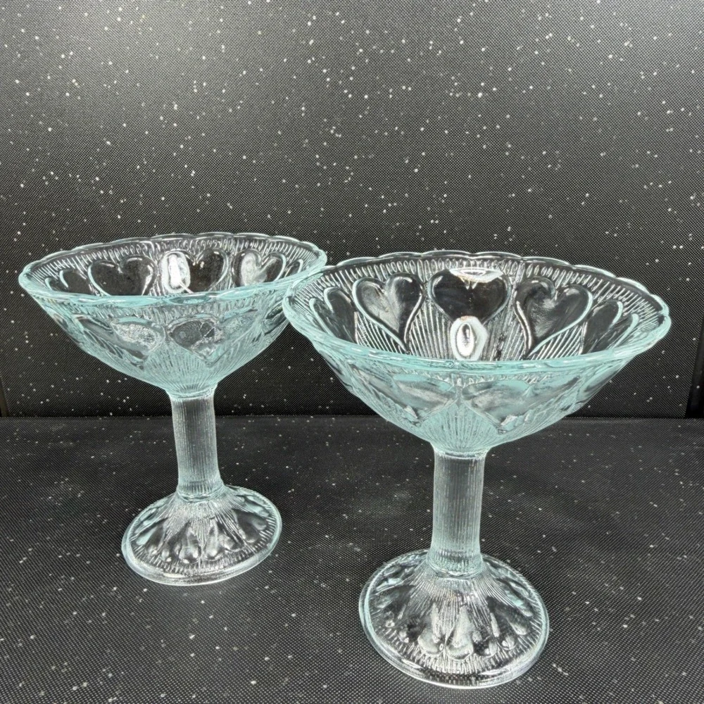 Williams Sonoma Heart Embossed Glass Dessert Martini Cups‎ Set 2 Blue Pedestal